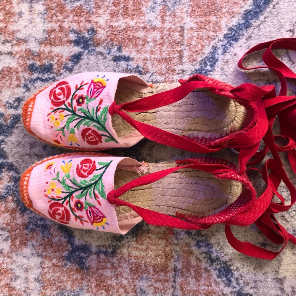Cousu Main lace up espadrilles